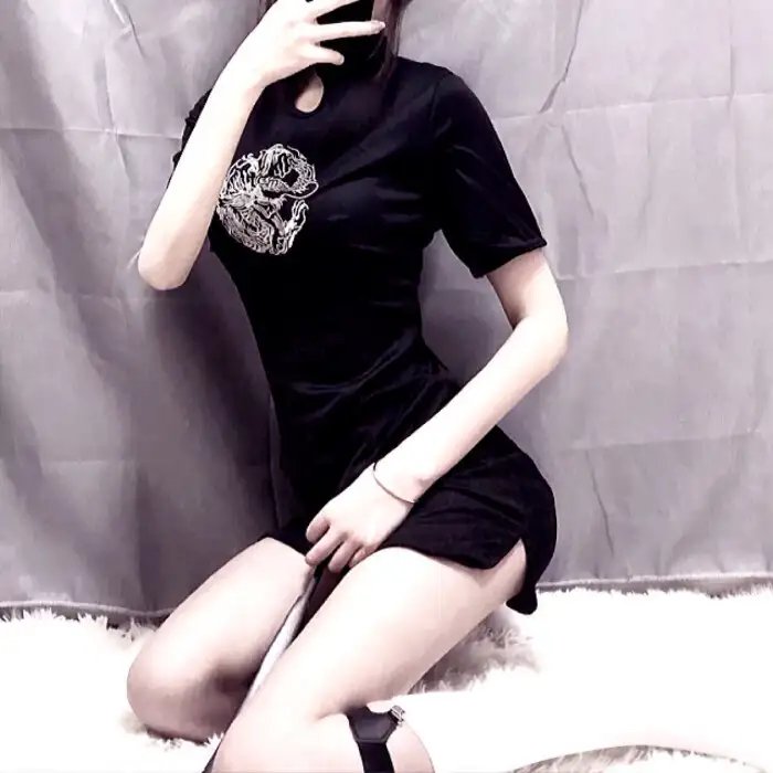钢管舞娘